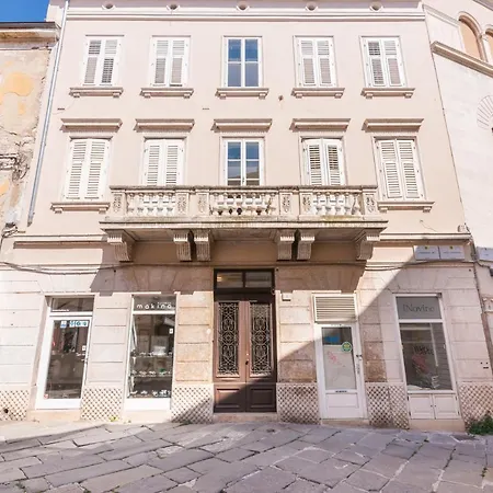 Apartament Diana's Chamber *